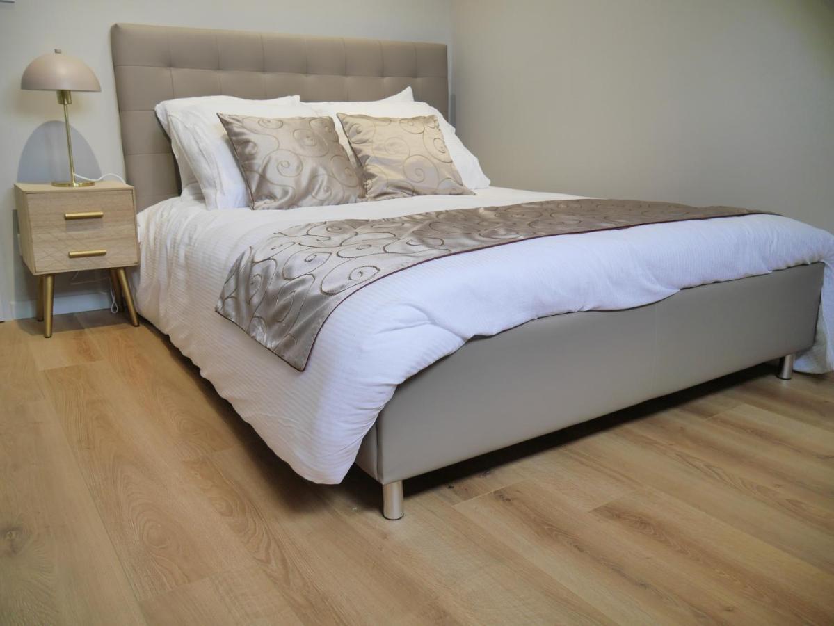 Loft Inn 埃佩尔奈 外观 照片